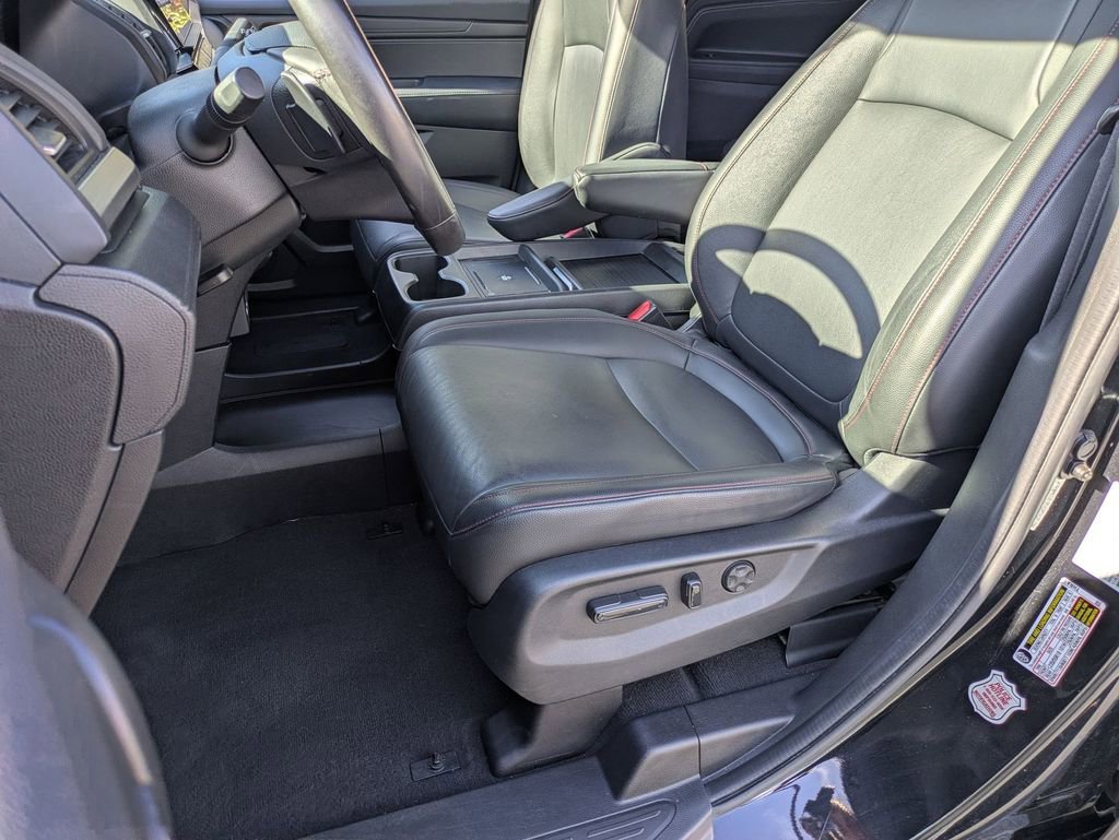Used 2025 Honda Odyssey Sport-L image 14