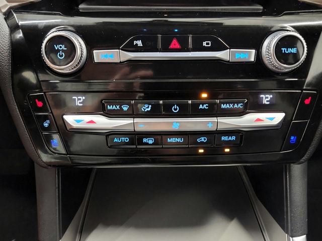 Used 2021 Ford Explorer Limited AWD/4WD image 24