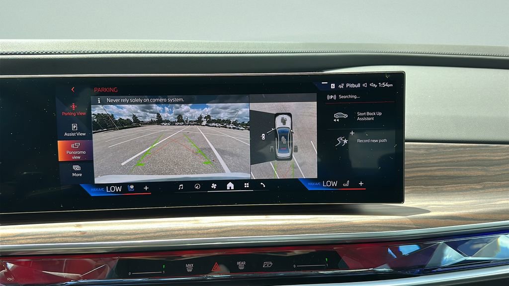 New 2026 BMW 760i xDrive w/ Premium Package AWD/4WD image 16