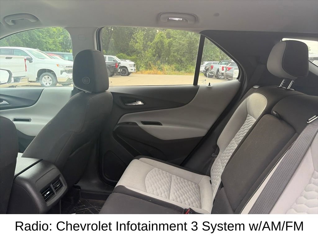 Used 2021 Chevrolet Equinox LS w/ LS Convenience Package AWD/4WD image 11