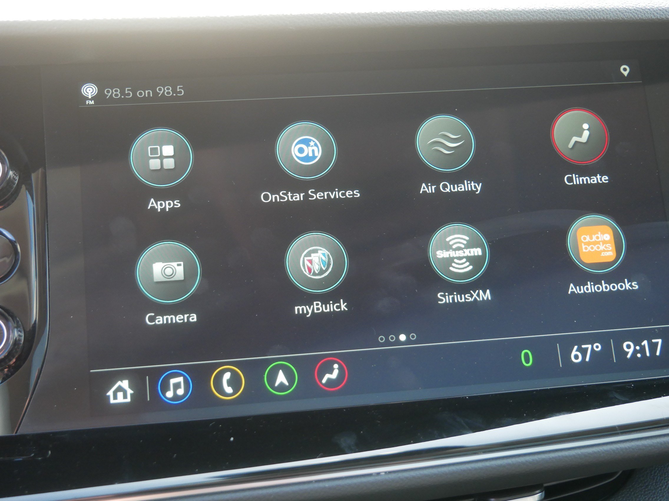 Used 2023 Buick Envision Avenir AWD/4WD image 34