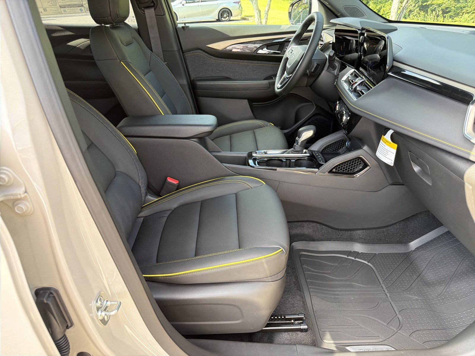 New 2026 Chevrolet TrailBlazer ACTIV w/ Driver Confidence Package AWD/4WD image 13
