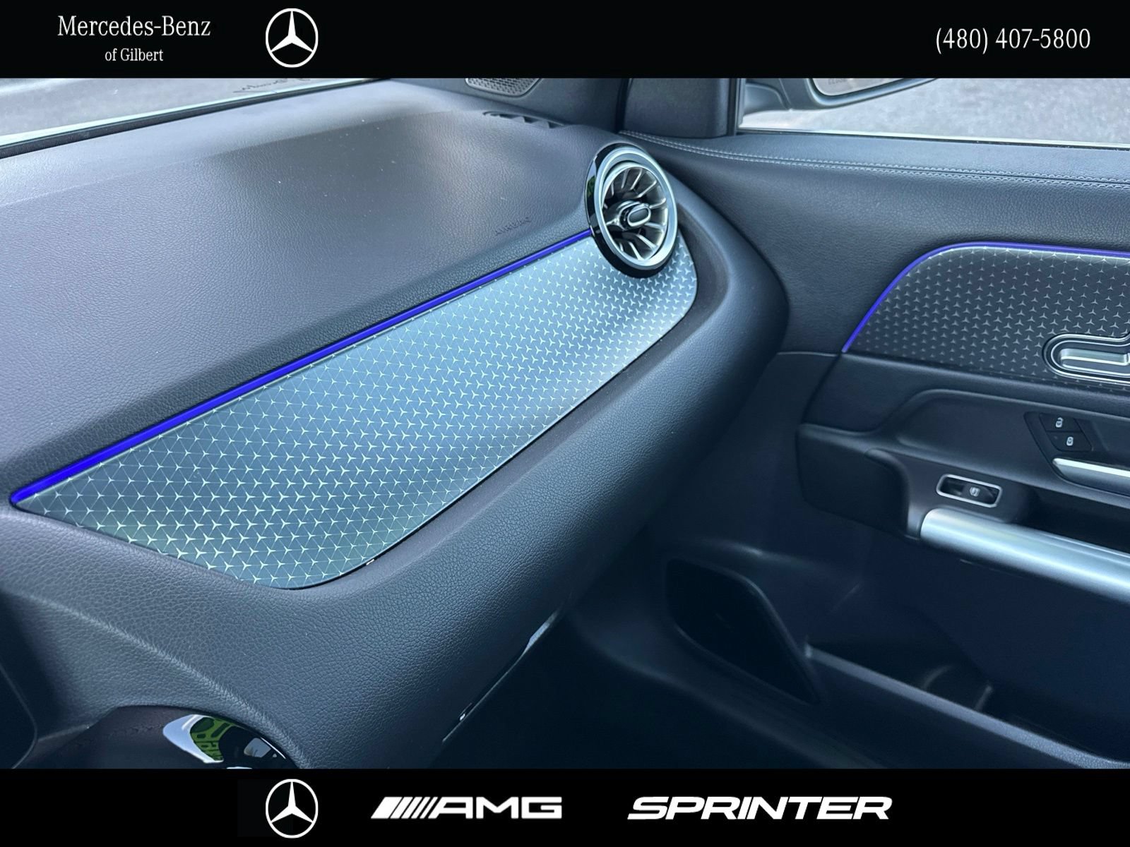 Certified 2025 Mercedes-Benz GLA 250 w/ Exclusive Package image 27