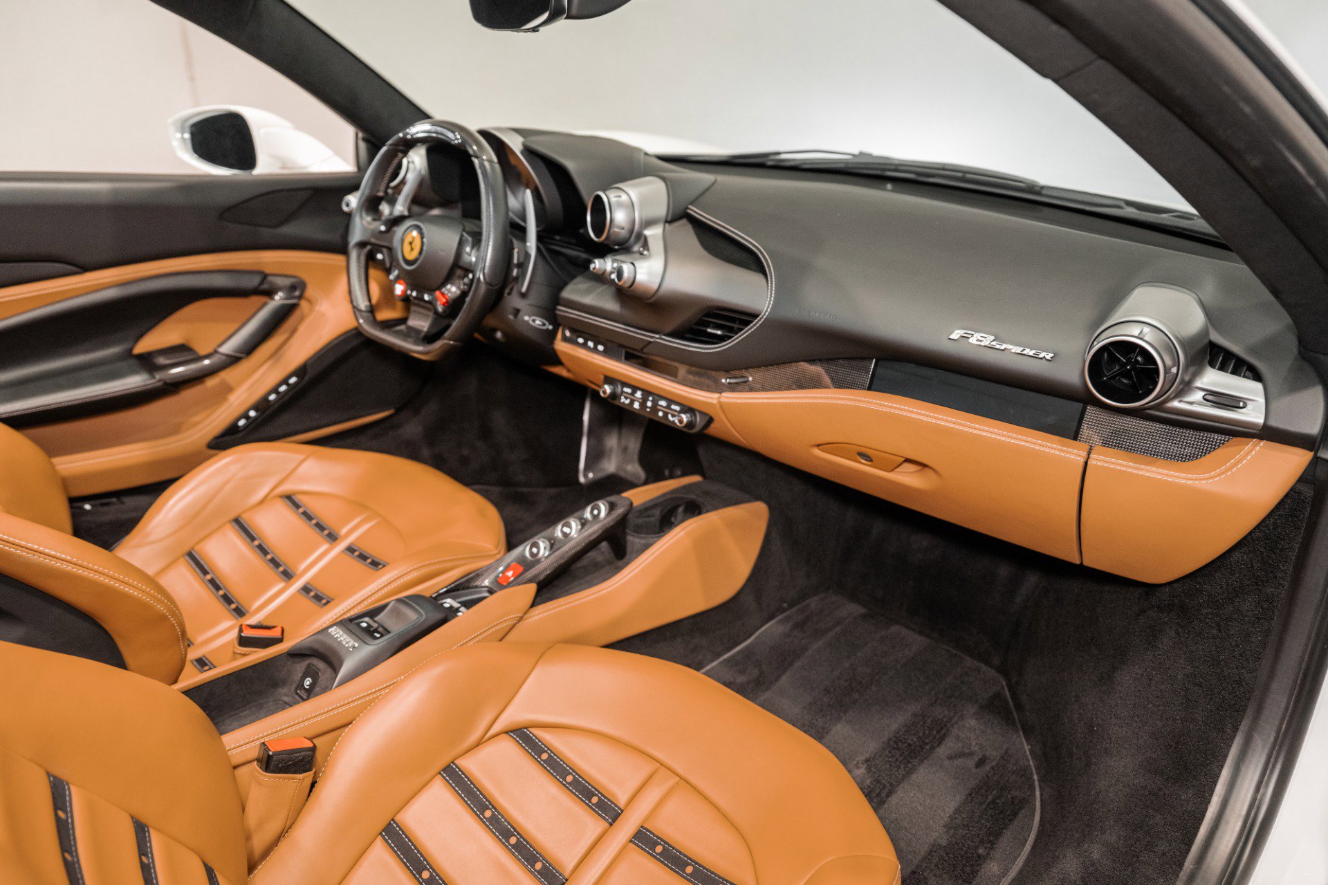 Used 2023 Ferrari F8 Tributo image 22