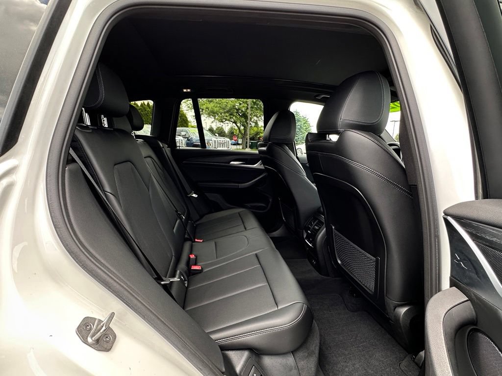Used 2024 BMW X3 xDrive30i w/ Convenience Package AWD/4WD image 15