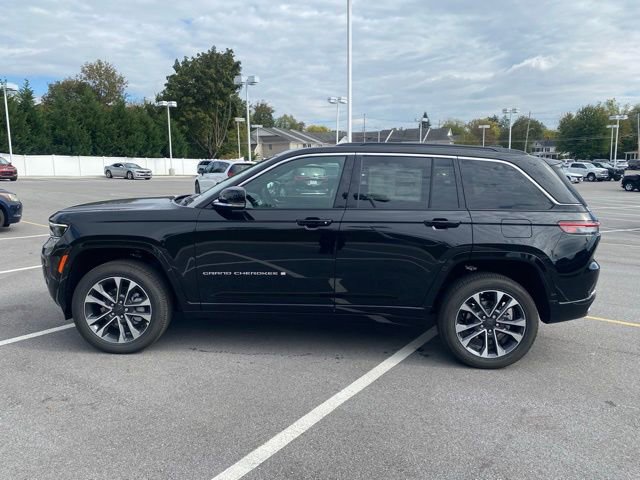 New 2025 Jeep Grand Cherokee Overland w/ Adv Protech Group III image 4