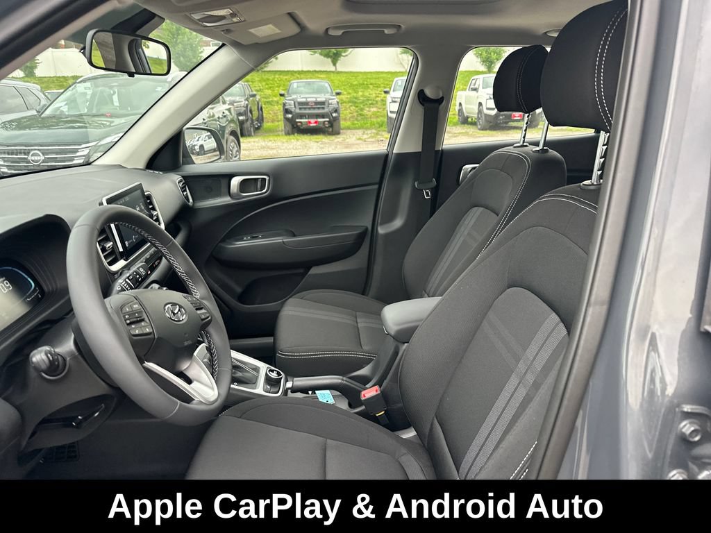 Used 2026 Hyundai Venue SEL FWD image 12