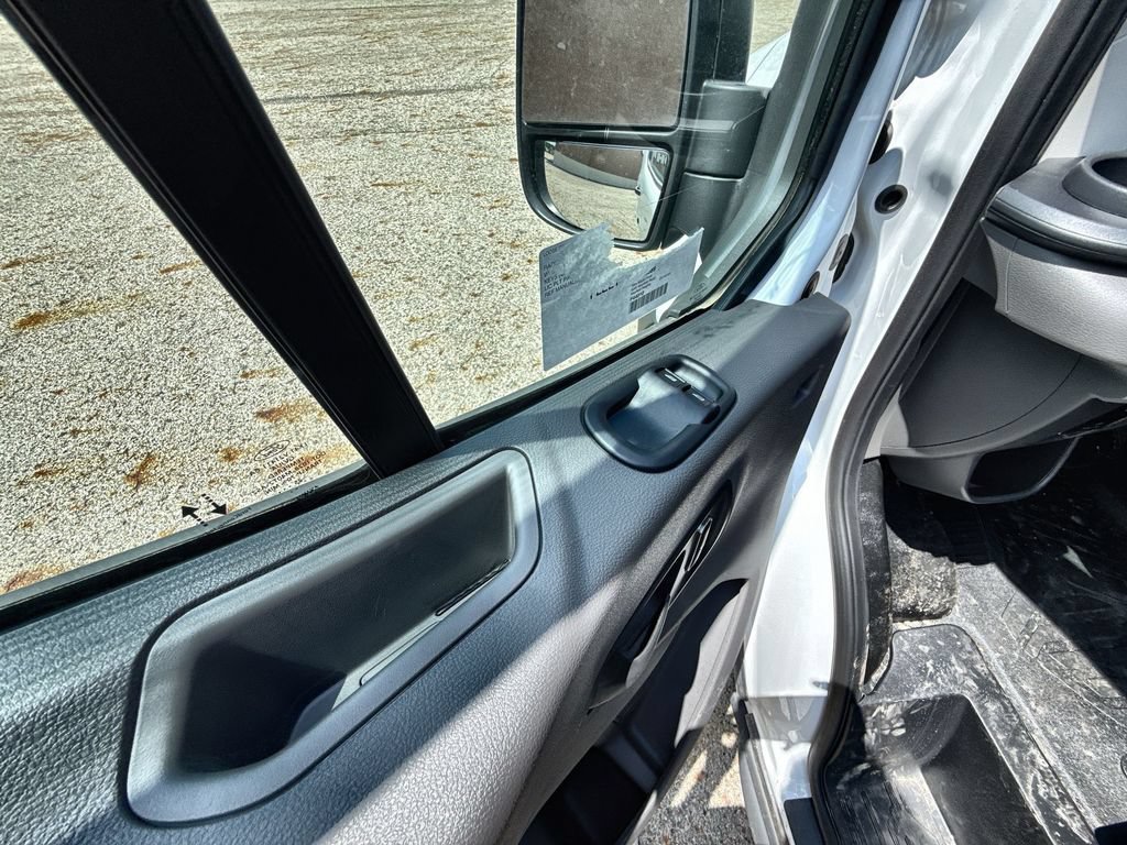 New 2026 Ford Transit 150 Low Roof w/ Load Area Protection Package RWD image 14