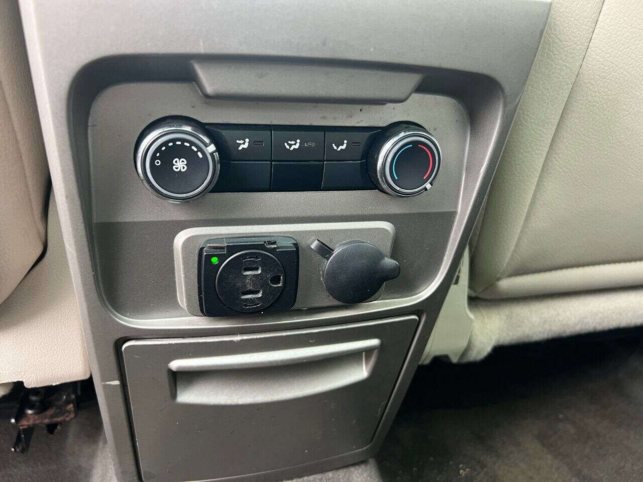 Used 2010 Ford Flex SEL image 20