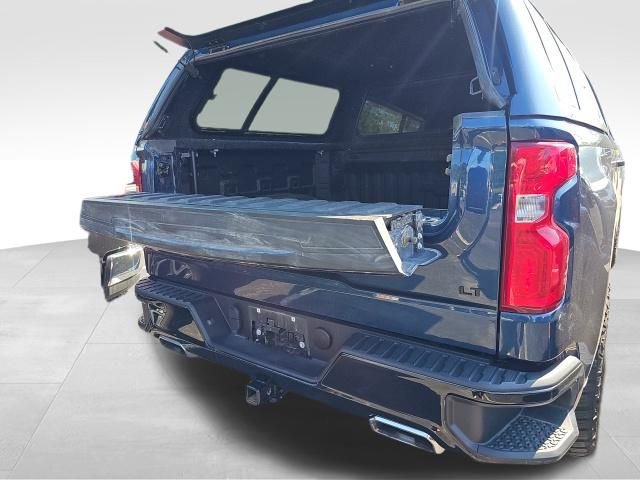 Used 2022 Chevrolet Silverado 1500 LT Trail Boss w/ Protection Package AWD/4WD image 3