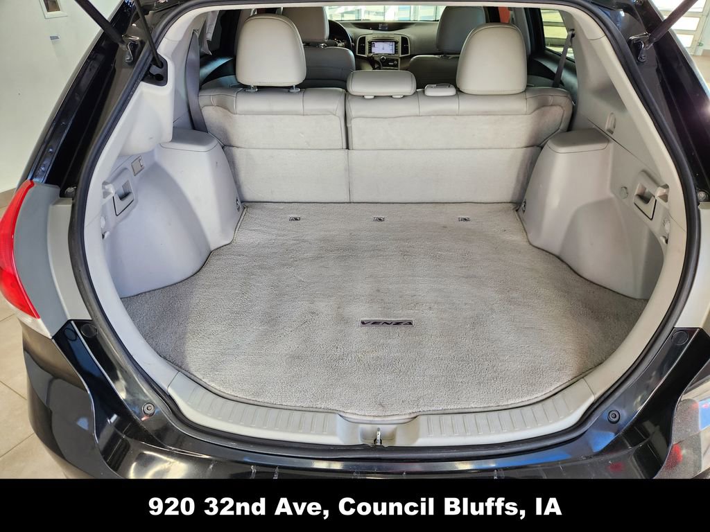Used 2011 Toyota Venza AWD image 9