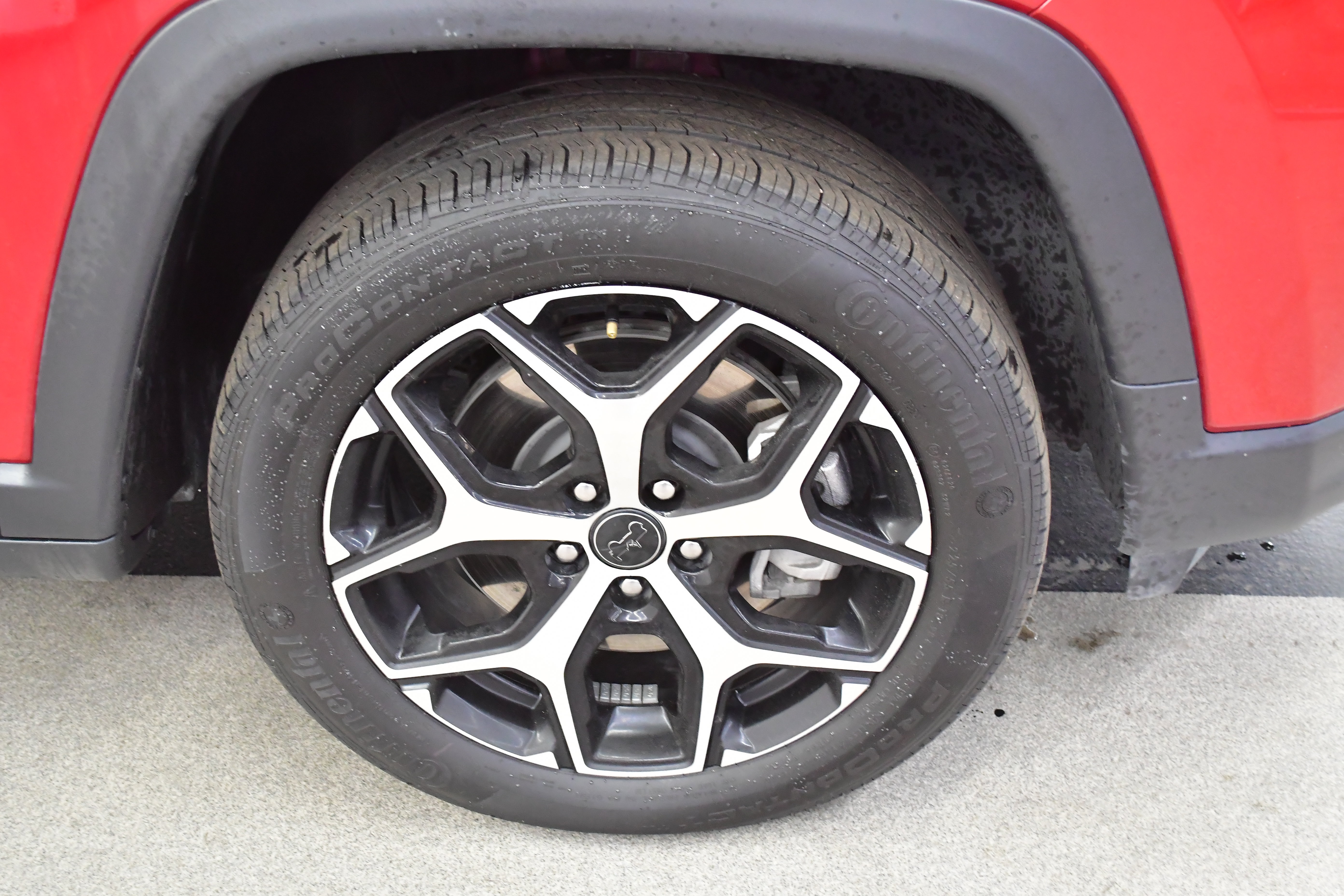 Used 2025 Jeep Compass Limited AWD/4WD image 34