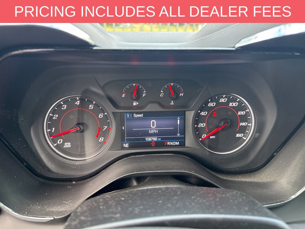 Used 2020 Chevrolet Camaro LT RWD image 6
