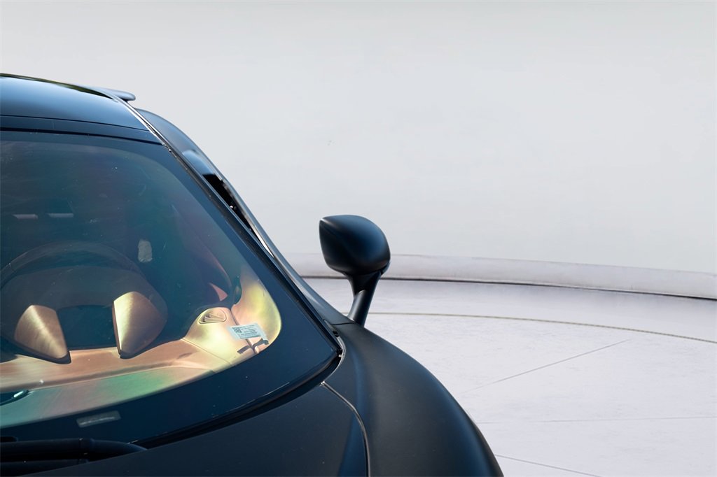 Used 2017 McLaren 570S image 26