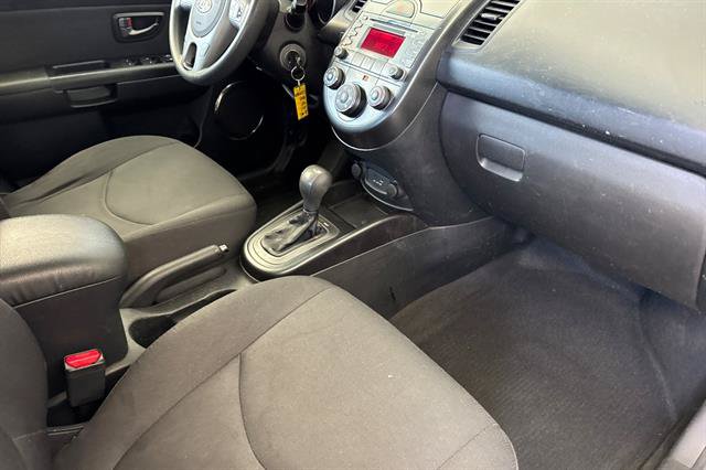 Used 2011 Kia Soul + w/ Audio Pkg FWD image 16