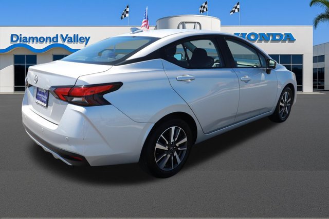 Used 2025 Nissan Versa SV FWD image 6