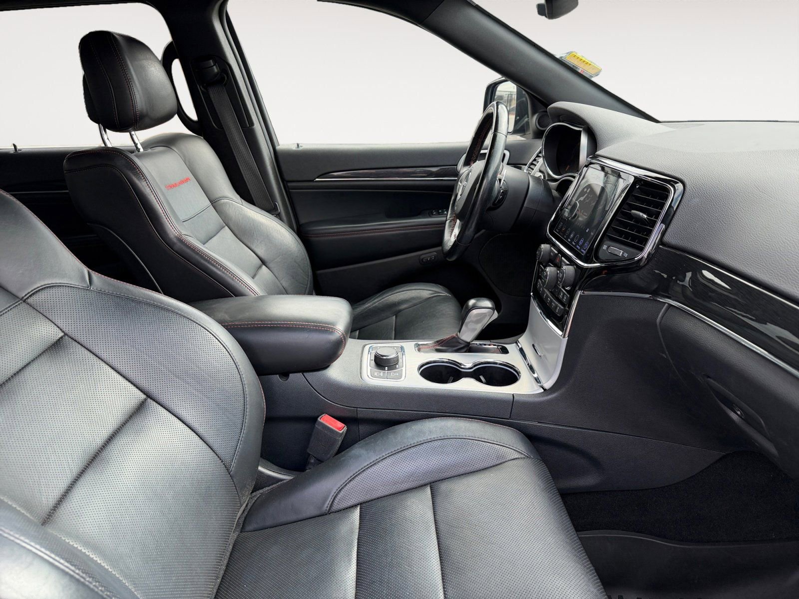 Used 2020 Jeep Grand Cherokee Trailhawk w/ Trailhawk Luxury Group image 15