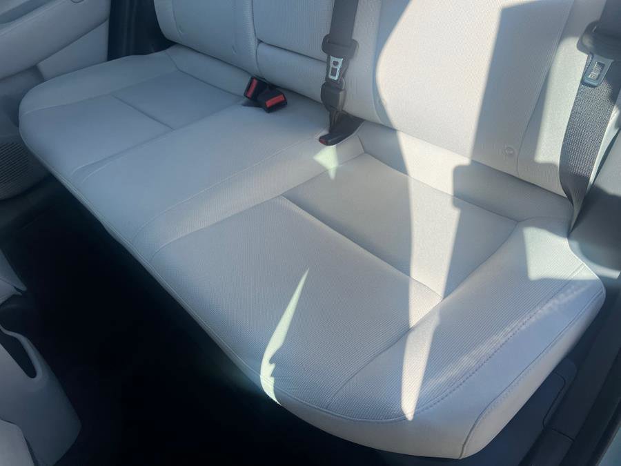 Used 2024 Hyundai Kona SE image 43