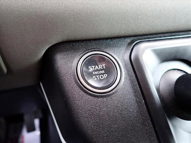 Used 2023 Land Rover Defender 110 S image 22