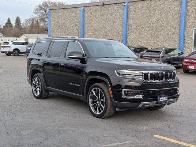 Used 2022 Jeep Wagoneer Series III w/ Premium Group I video 3