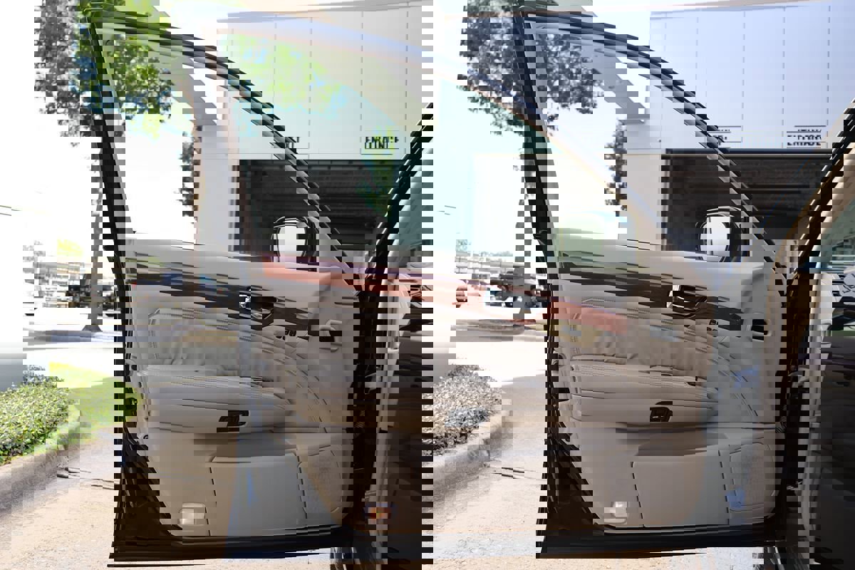 Used 2004 INFINITI Q45 Premium image 48