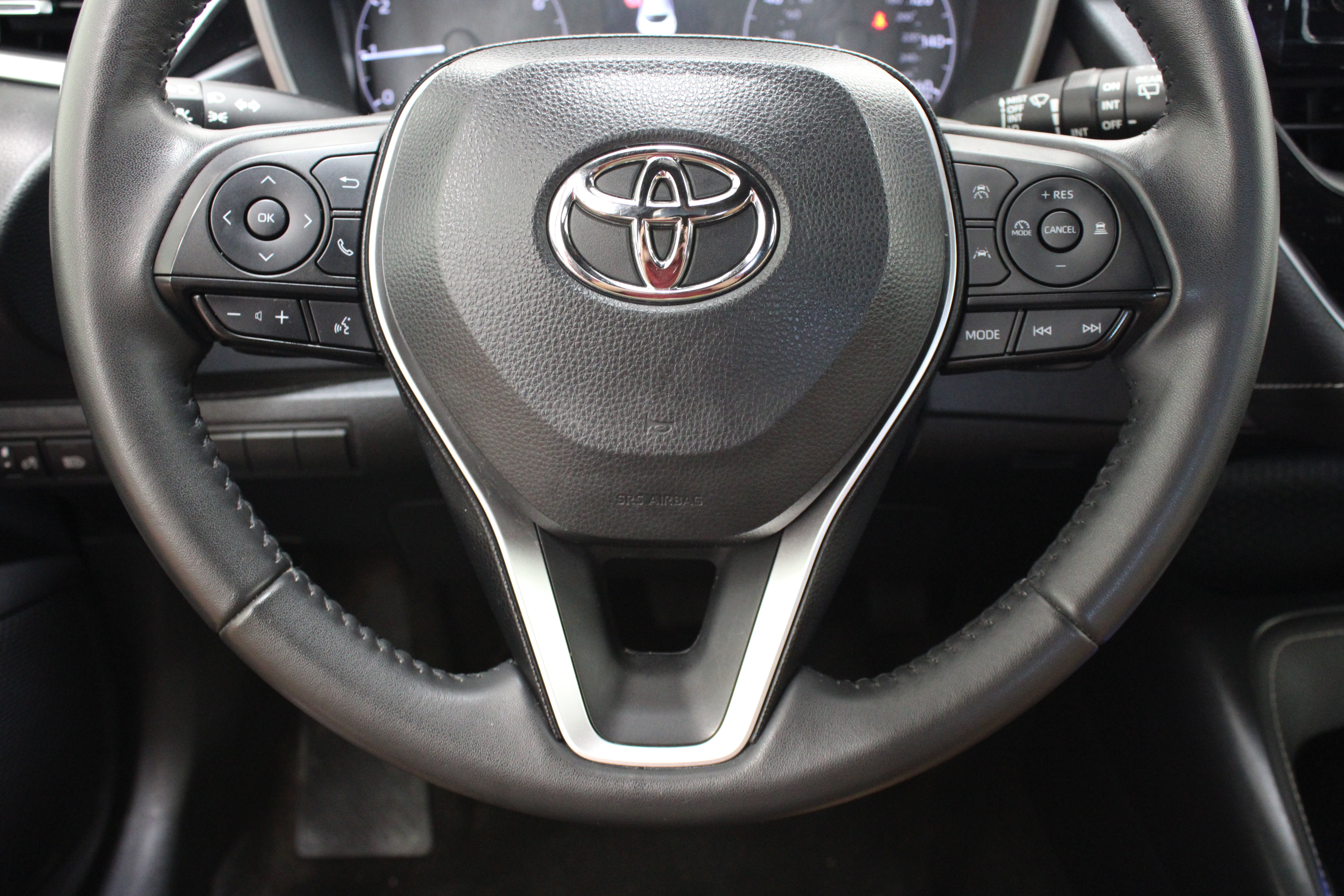 Certified 2024 Toyota Corolla SE FWD image 22