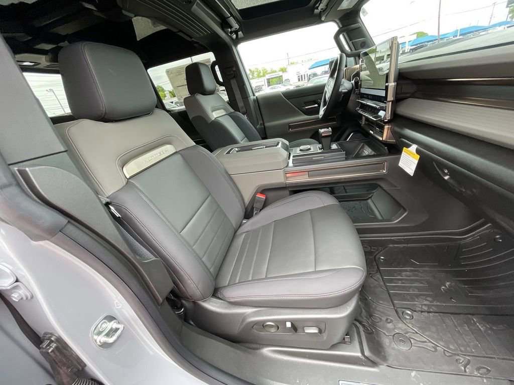New 2025 GMC Hummer EV 3X image 36