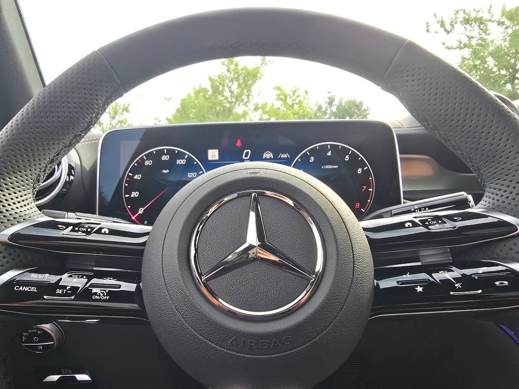 New 2027 Mercedes-Benz GLC 300 4MATIC image 29
