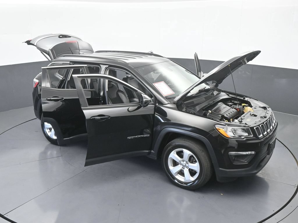 Used 2018 Jeep Compass Latitude w/ Popular Equipment Group AWD/4WD image 72