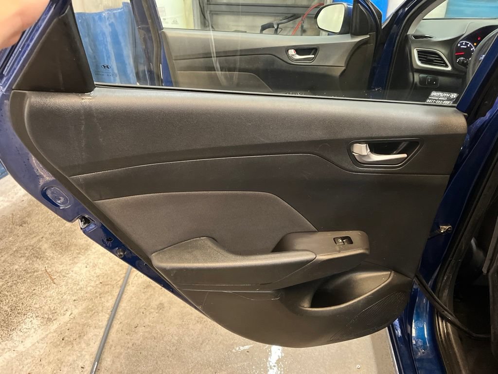 Used 2020 Hyundai Accent SE FWD image 18