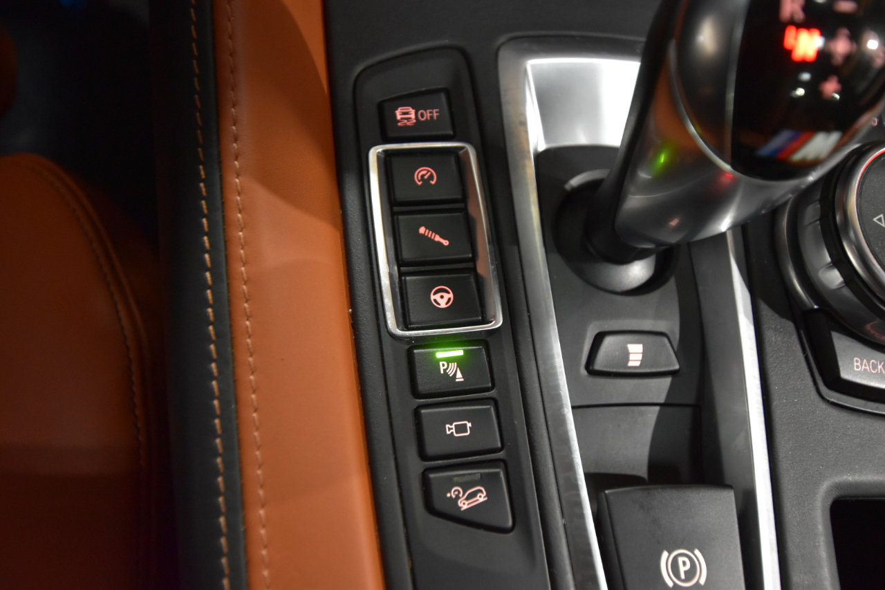 Used 2016 BMW X5 M image 46