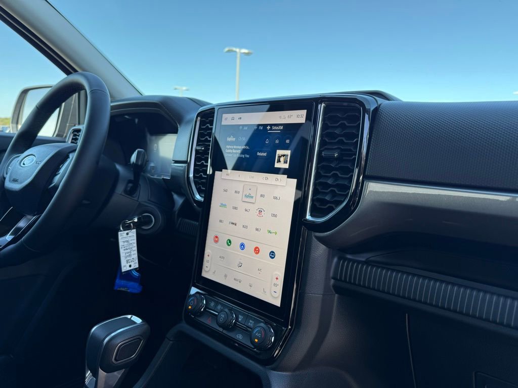 New 2025 Ford Ranger XLT w/ Equipment Group 301A High image 32