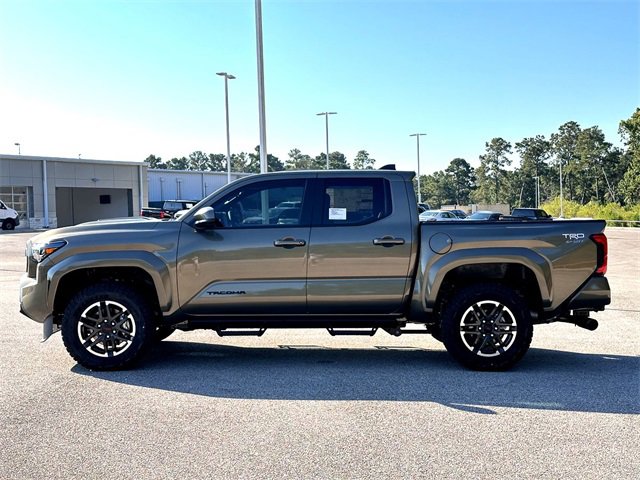 New 2025 Toyota Tacoma TRD Sport image 5