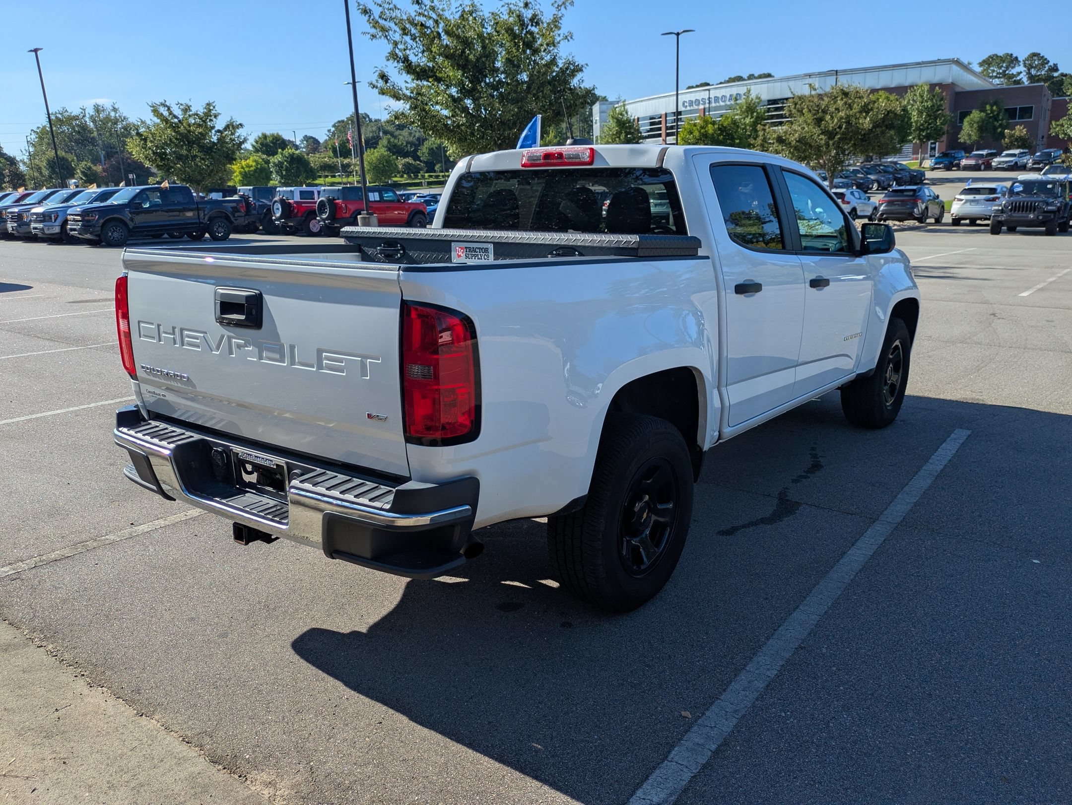 Used 2021 Chevrolet Colorado W/T w/ WT Convenience Package RWD image 4