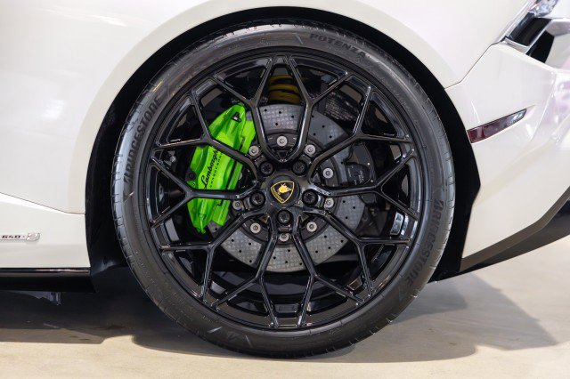 Used 2024 Lamborghini Huracan Tecnica image 30