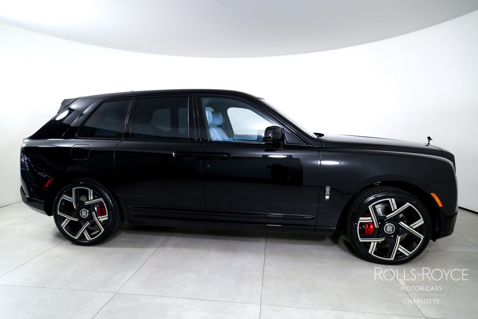 New 2027 Rolls-Royce Cullinan Black Badge AWD/4WD image 10