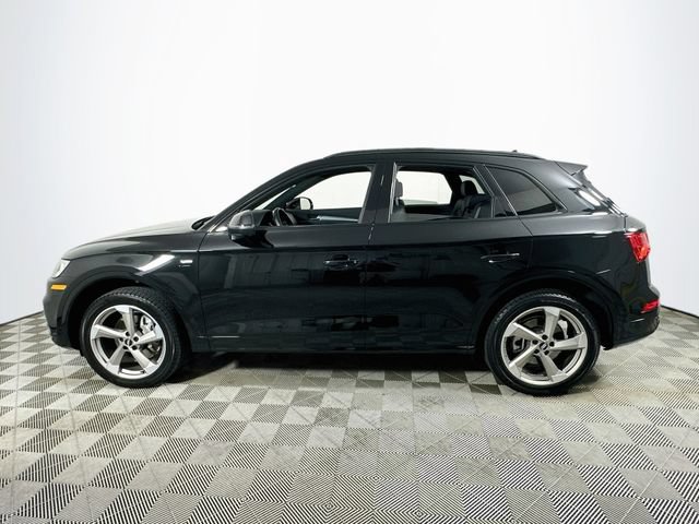 Used 2020 Audi Q5 2.0T Titanium Premium Plus AWD/4WD image 6