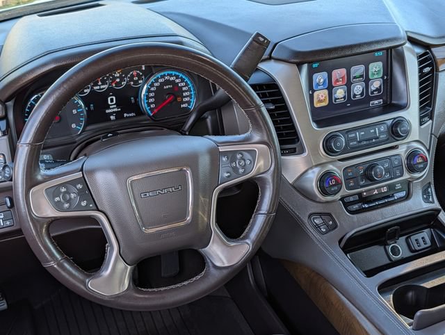 Used 2020 GMC Yukon Denali w/ Denali Ultimate Package AWD/4WD image 12