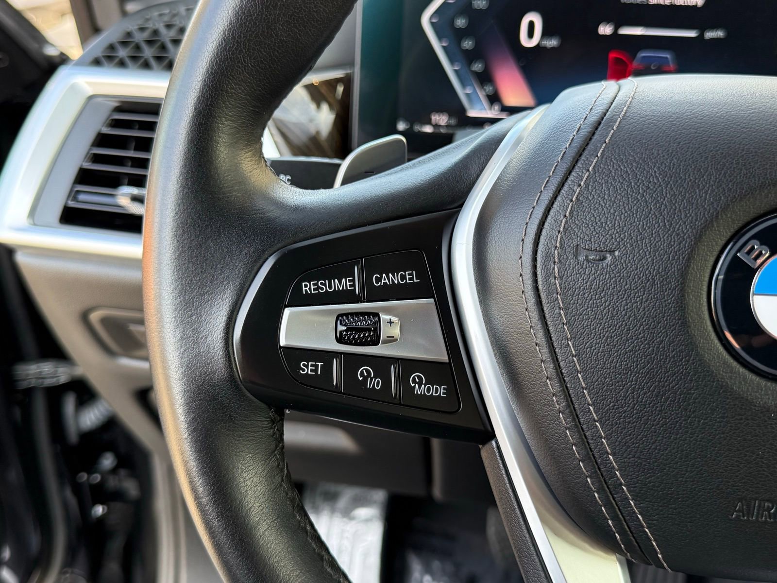 Used 2024 BMW X5 sDrive40i w/ Parking Assistance Package image 26