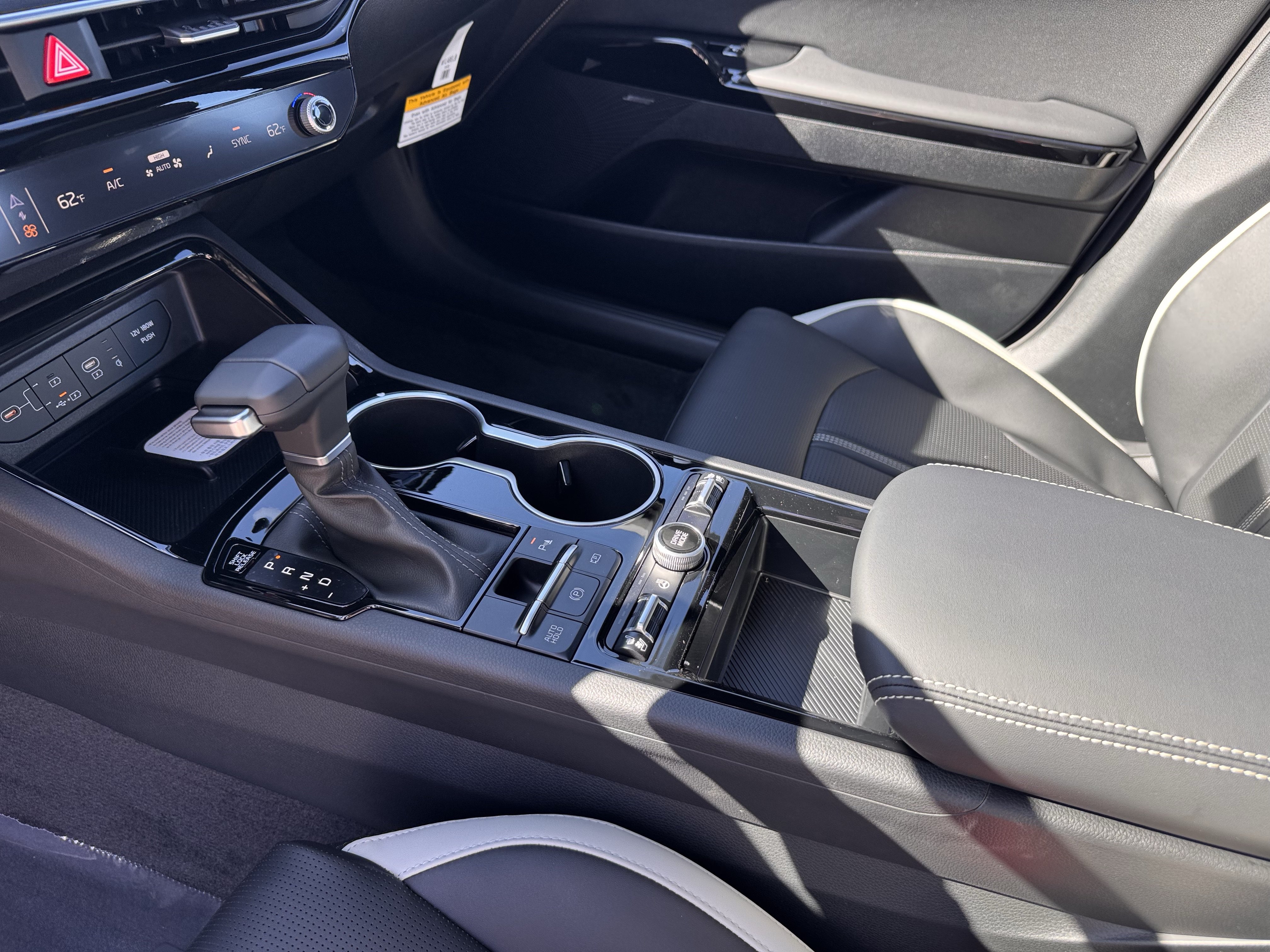 New 2027 Kia K5 GT-Line FWD image 11
