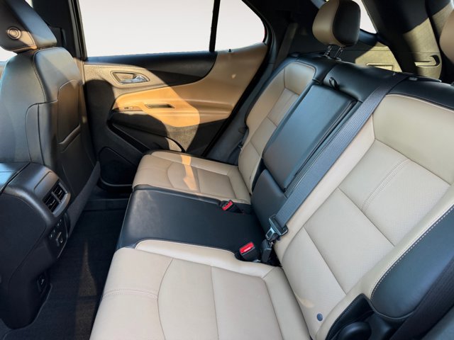 Used 2023 Chevrolet Equinox Premier image 13