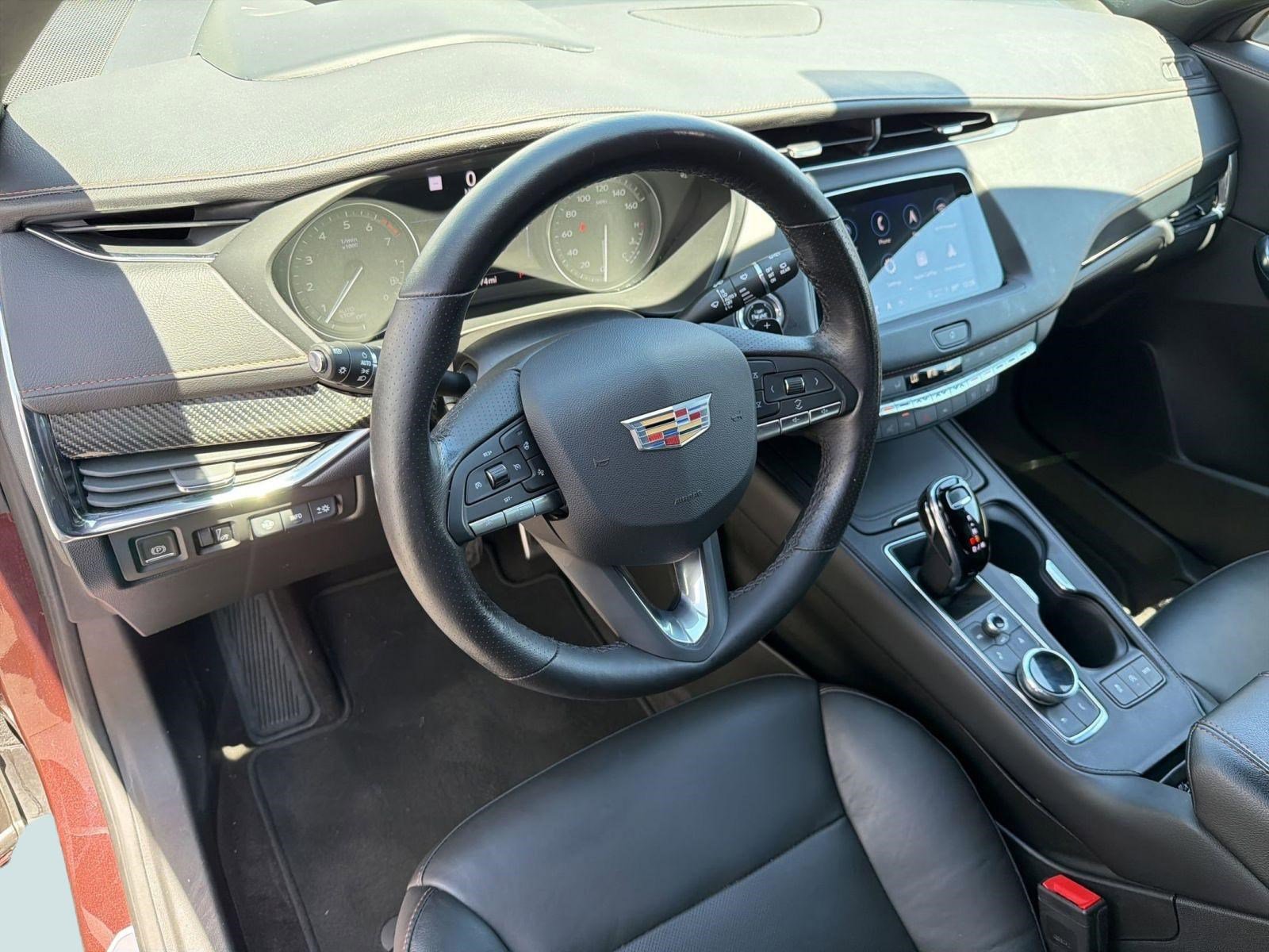 Certified 2023 Cadillac XT4 Sport FWD image 3