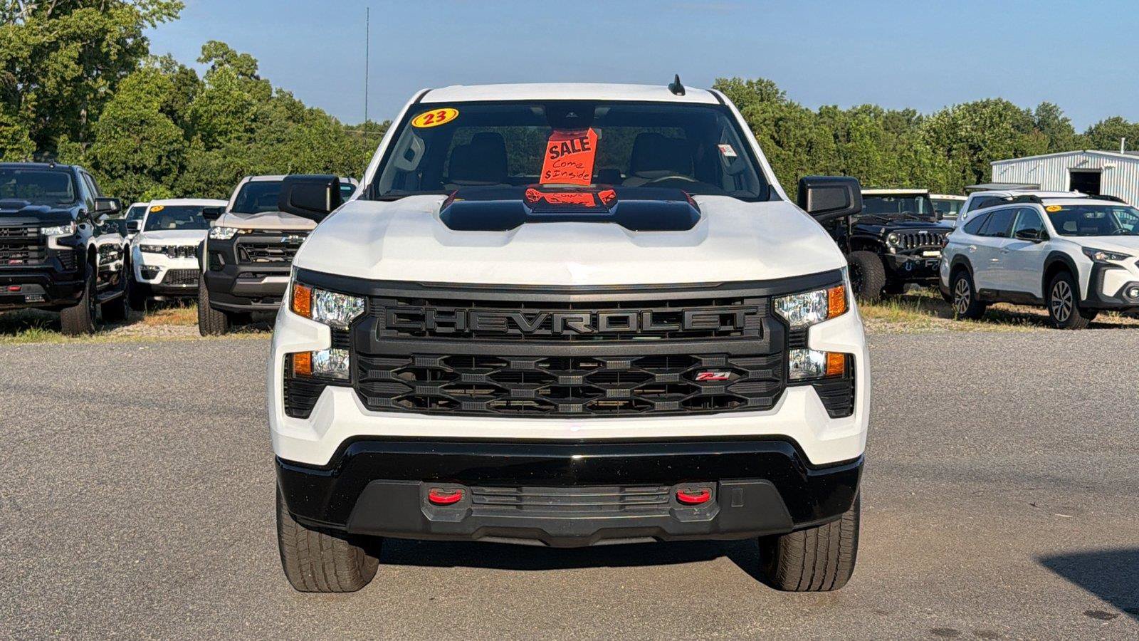 Used 2023 Chevrolet Silverado 1500 Custom Trail Boss AWD/4WD image 2
