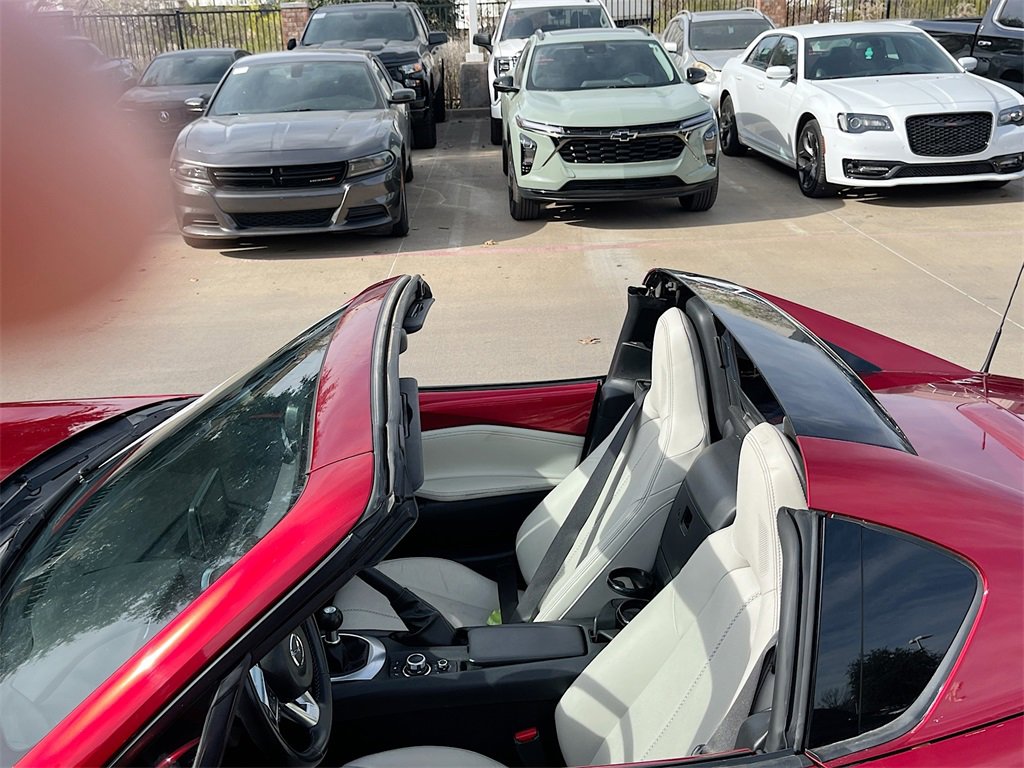 Used 2021 MAZDA MX-5 Miata RF Grand Touring w/ Appearance Package image 22