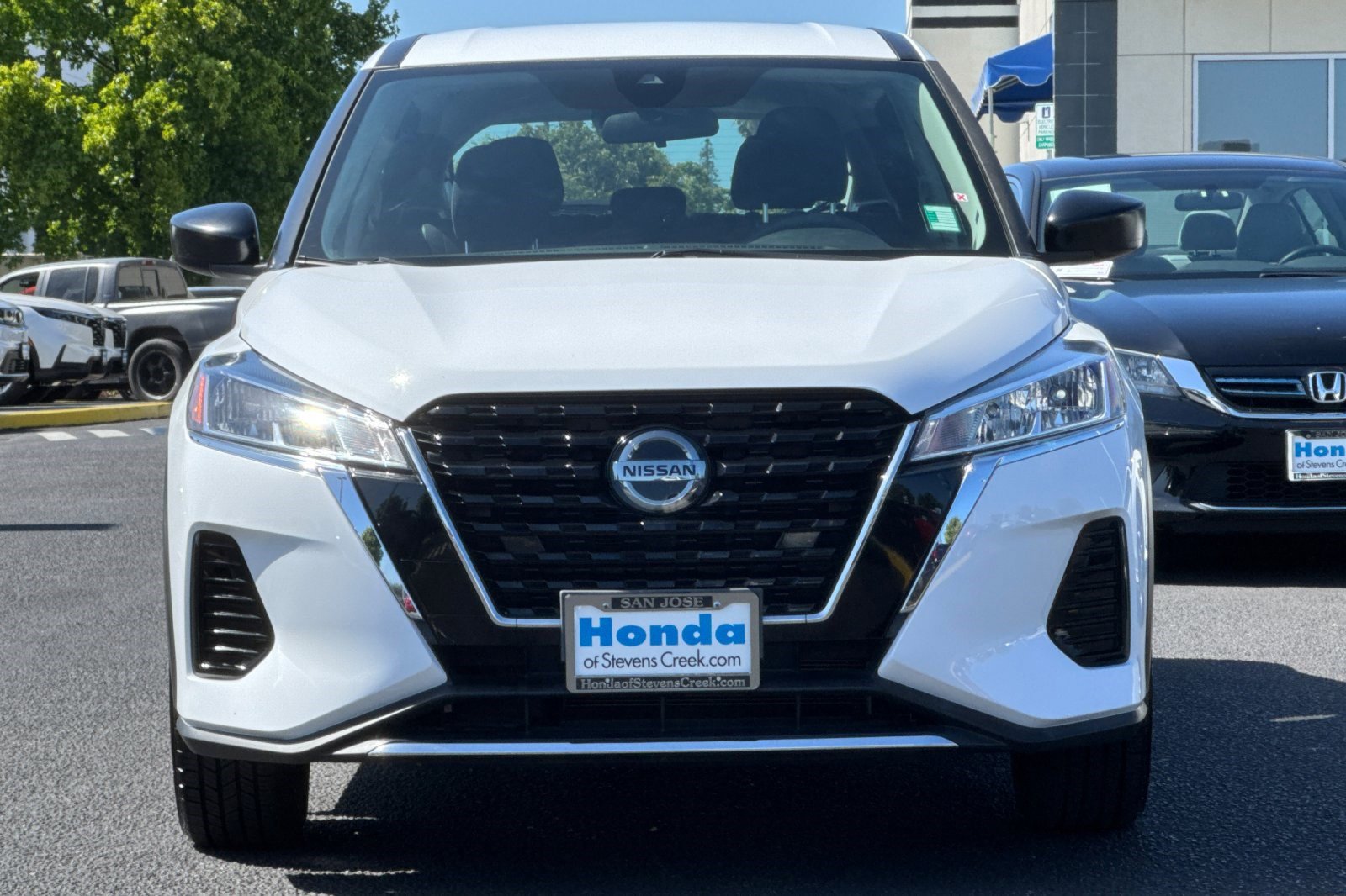 Used 2021 Nissan Kicks S FWD image 6