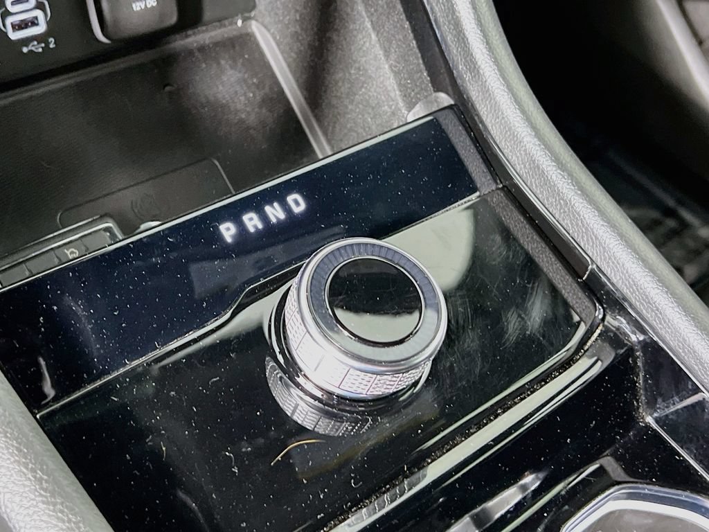 Used 2022 Jeep Grand Cherokee Altitude AWD/4WD image 16