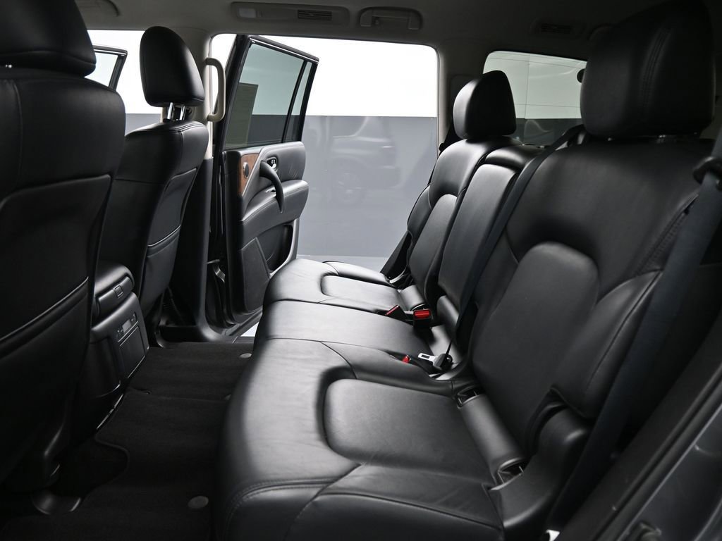 Used 2024 Nissan Armada SL image 22