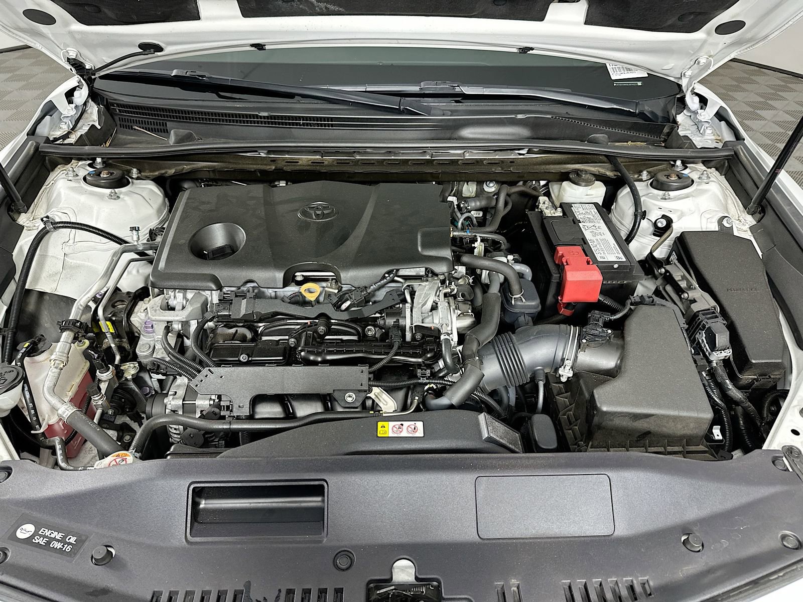 Certified 2020 Toyota Camry SE image 29