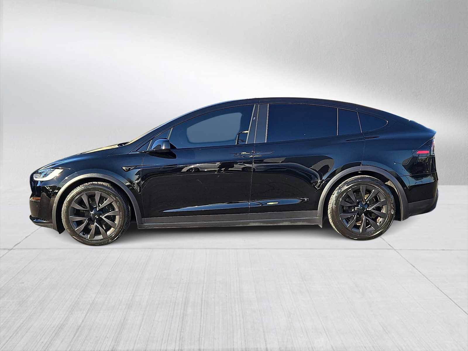 Used 2022 Tesla Model X Plaid image 5