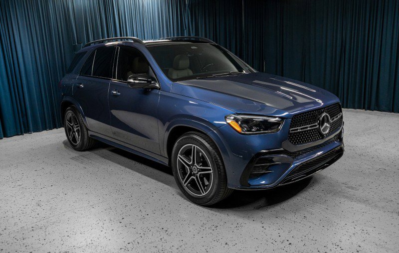 Certified 2024 Mercedes-Benz GLE 350 4MATIC image 3